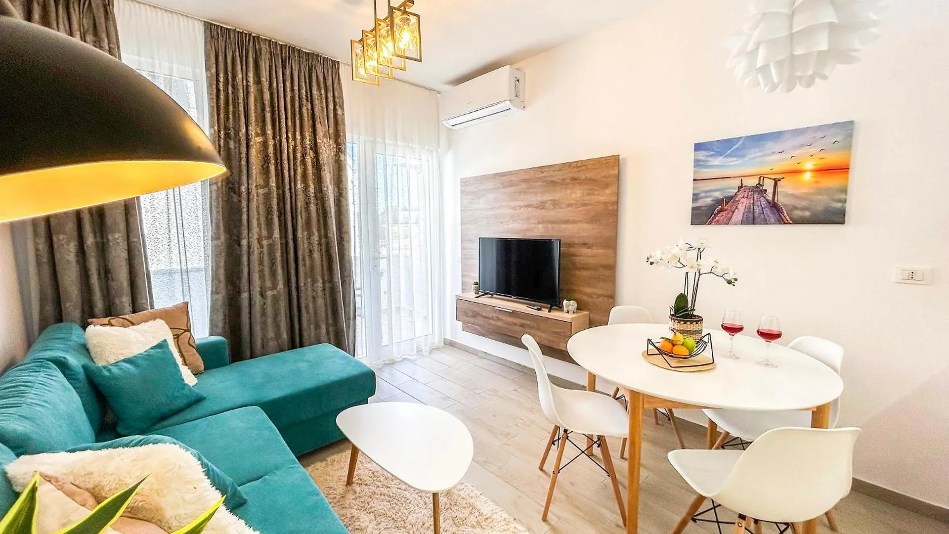 1 Bedroom Apartment 923 Golem